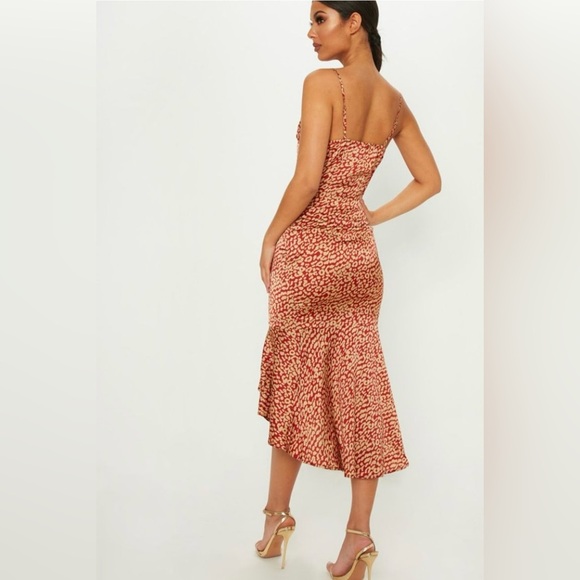 PrettyLittleThing Red Leopard Midi Dress NWT Size 4 Frill Hem Satin Look - Picture 3 of 7